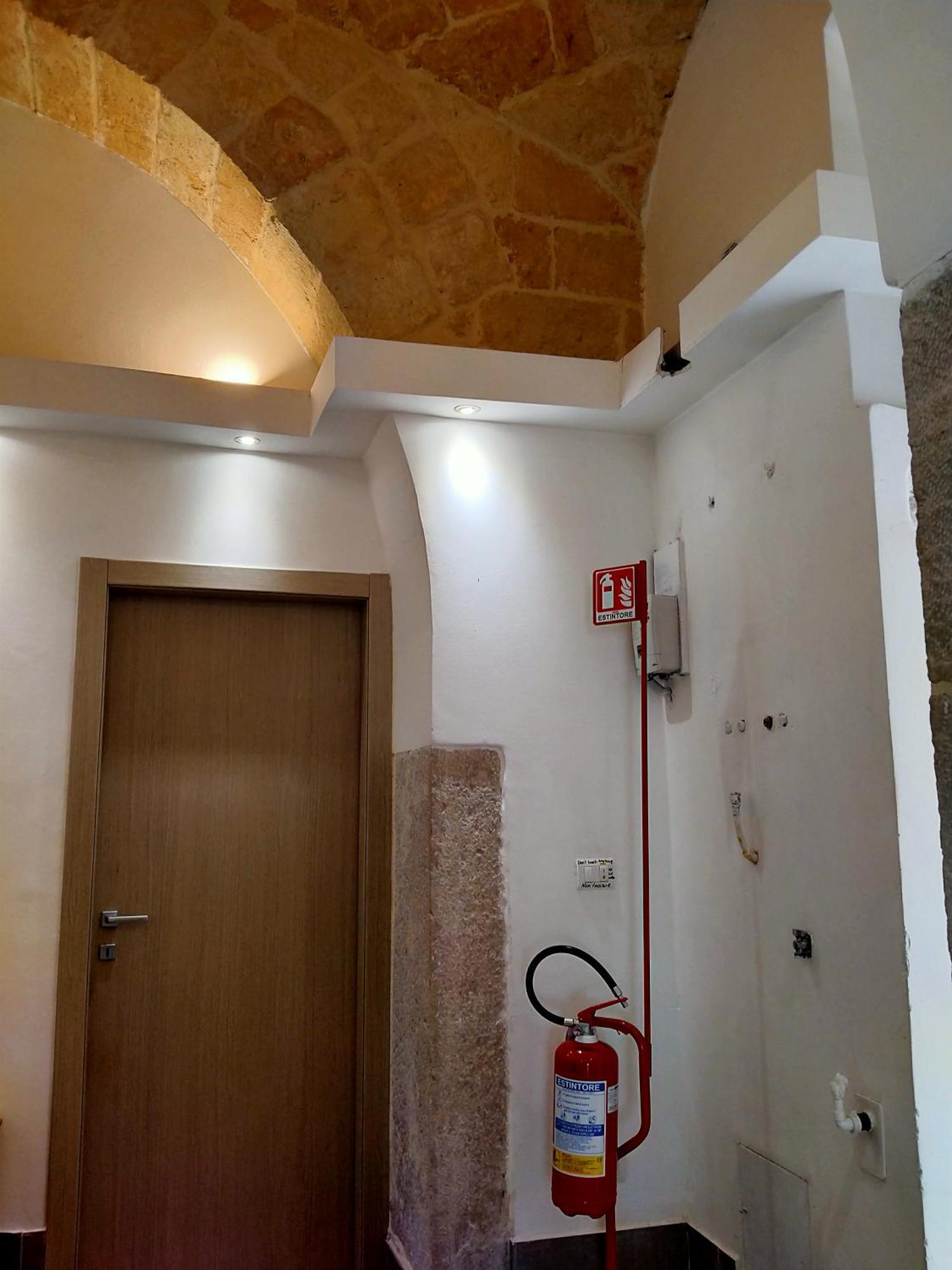 Suite Sara Trani Exterior photo